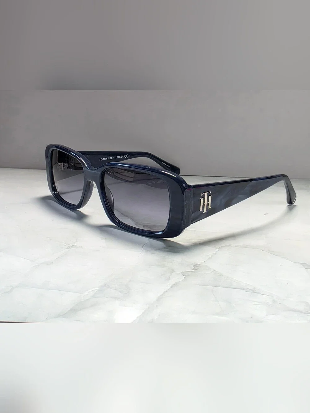 Tommy Hilfiger TH 1966/S Blue Rectangle Sunglasses w/ Case